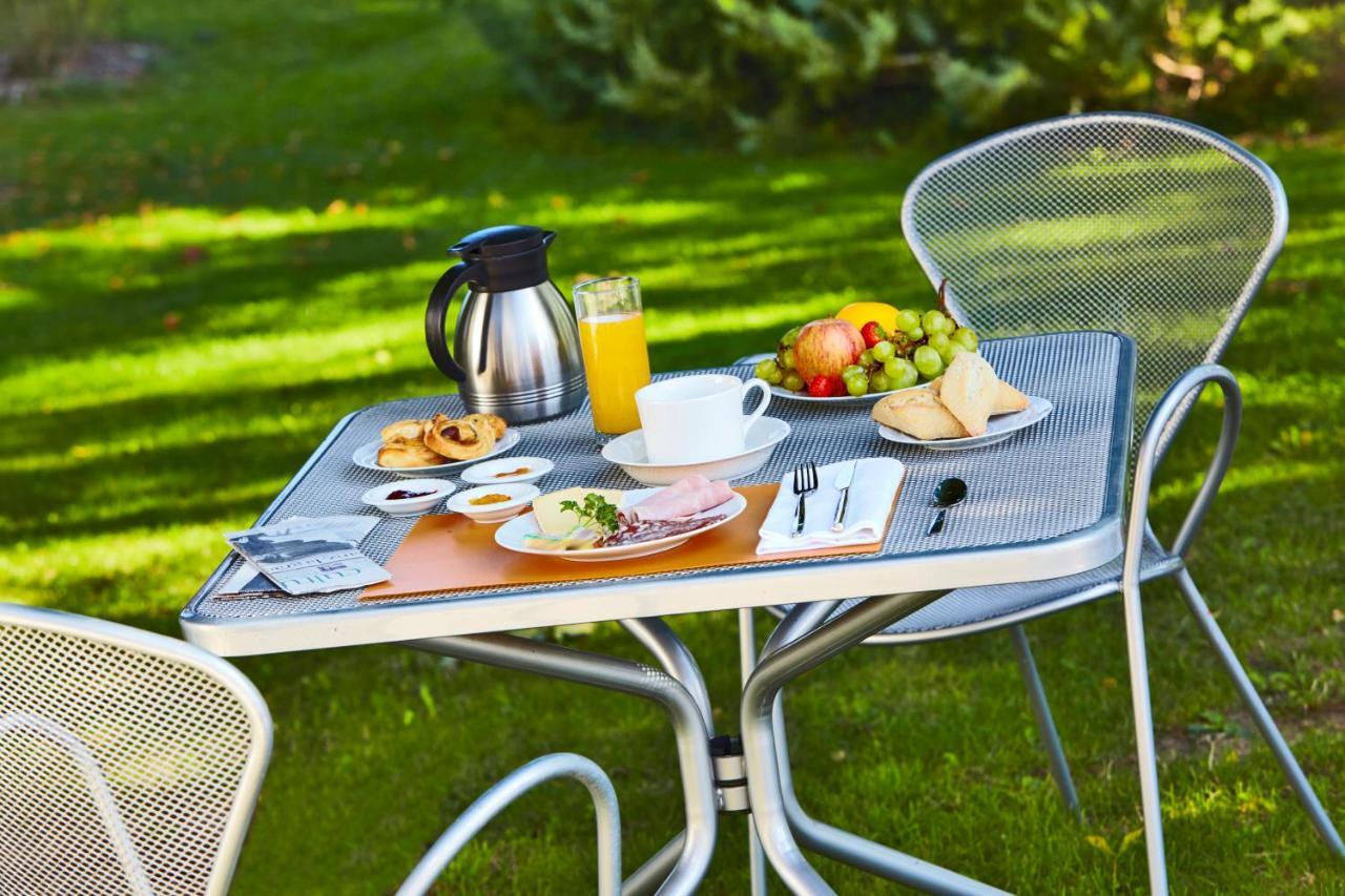 Hotel Campanile Troyes Nord - Barberey Zewnętrze zdjęcie